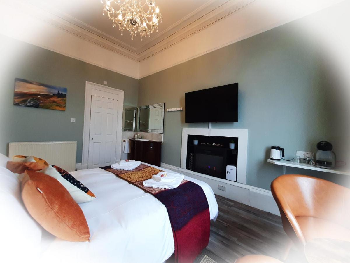 Highlander House Boutique Hotel ロスシー エクステリア 写真