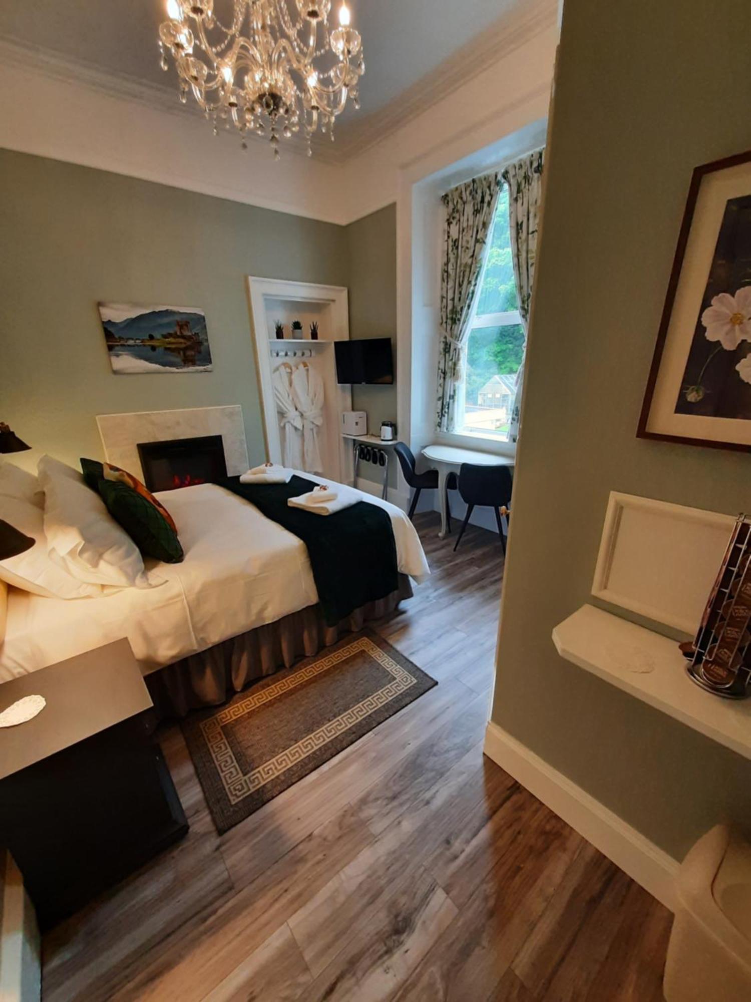 Highlander House Boutique Hotel ロスシー エクステリア 写真